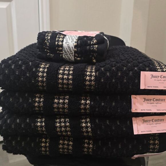 Juicy Couture Home Beaded Embossed Oversized Bath & Wash Towel Set - Picture 5 of 10